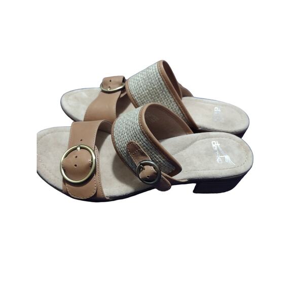Dansko Tan and Cream Sandals - Picture 2 of 4